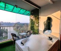 Best Airbnb in Hauz Khas South Delhi